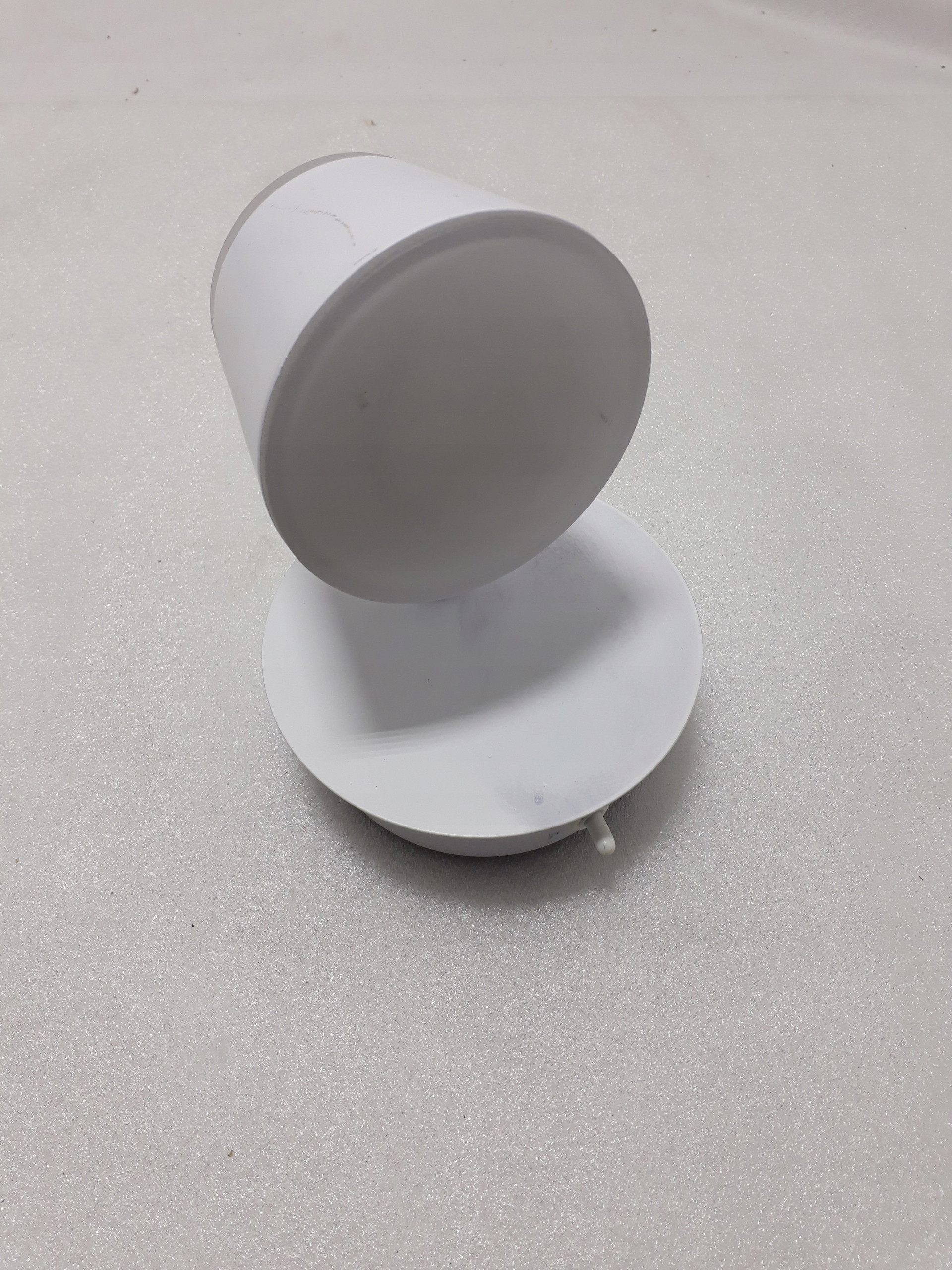 Zestaw zawierający 500 gwoździ i 1 pojemnik gazu