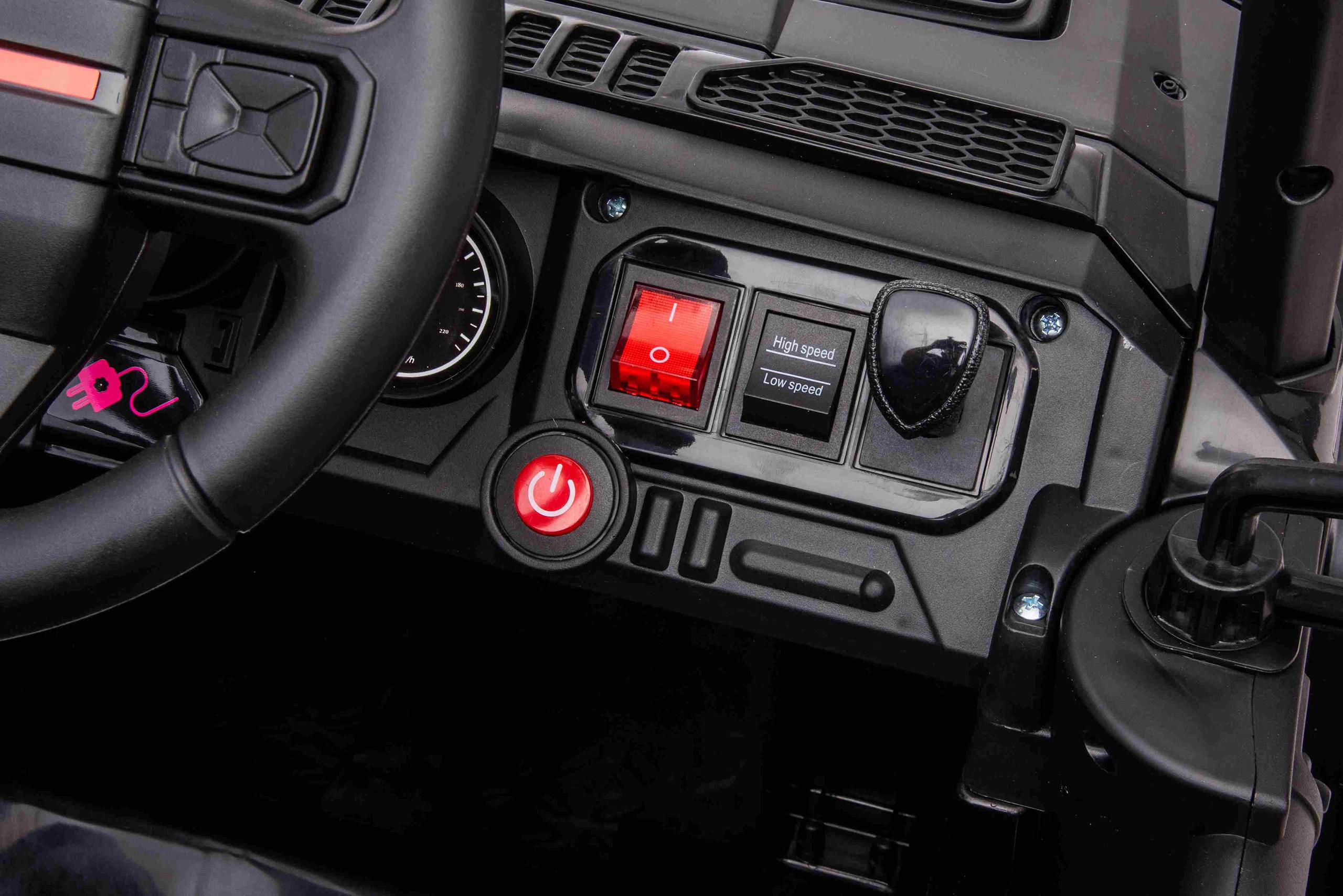 Funkcje zdalnego sterowania i kontrola prędkości