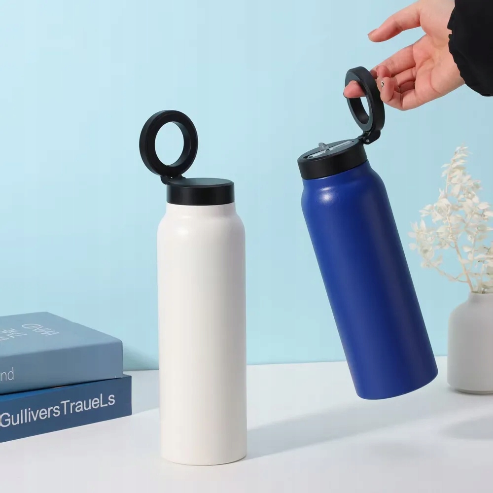 Wbudowany uchwyt magnetyczny – Stabilność i komfort w podróży