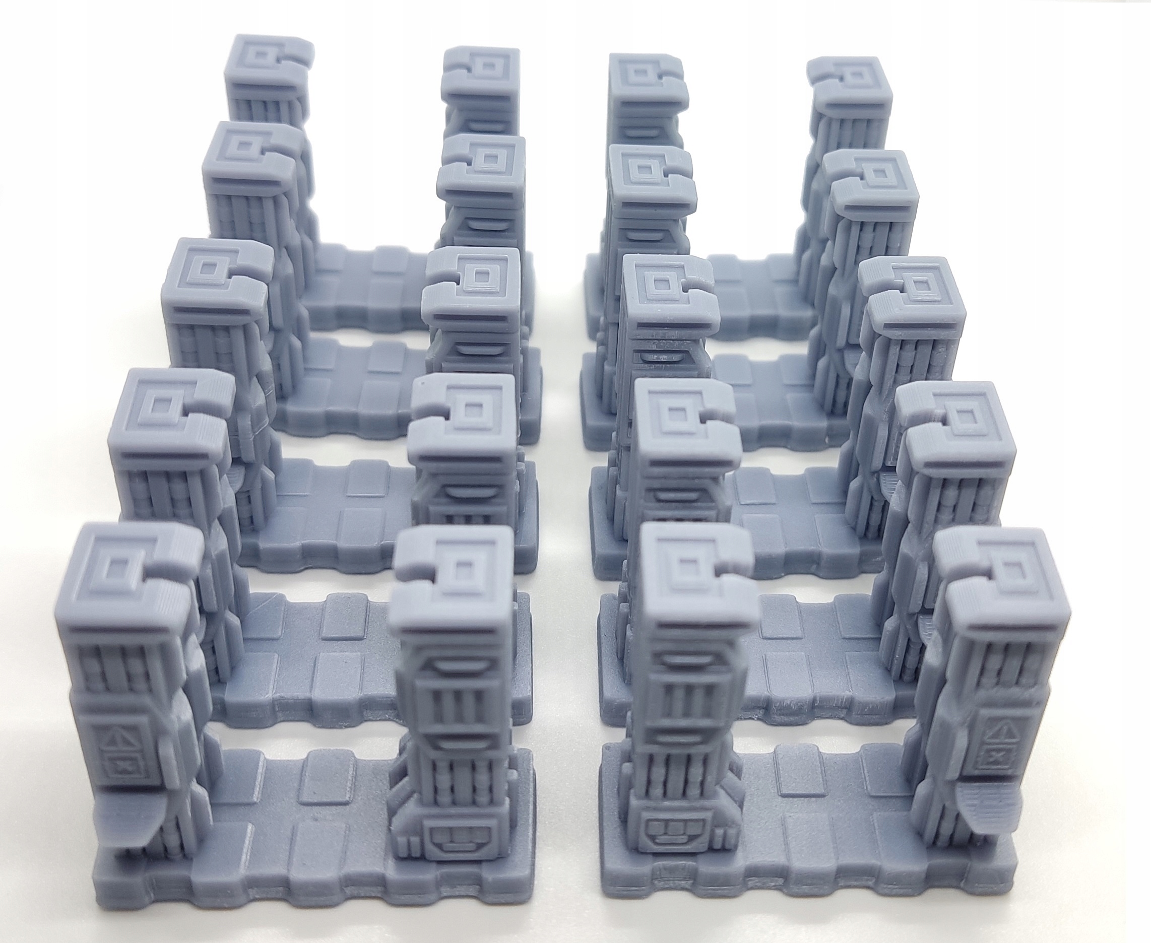 NEMESIS - PODSTAWKI POD ŻETONY DRZWI - GAMES UNPLUGGED – Idealne akcesoria do gier planszowych