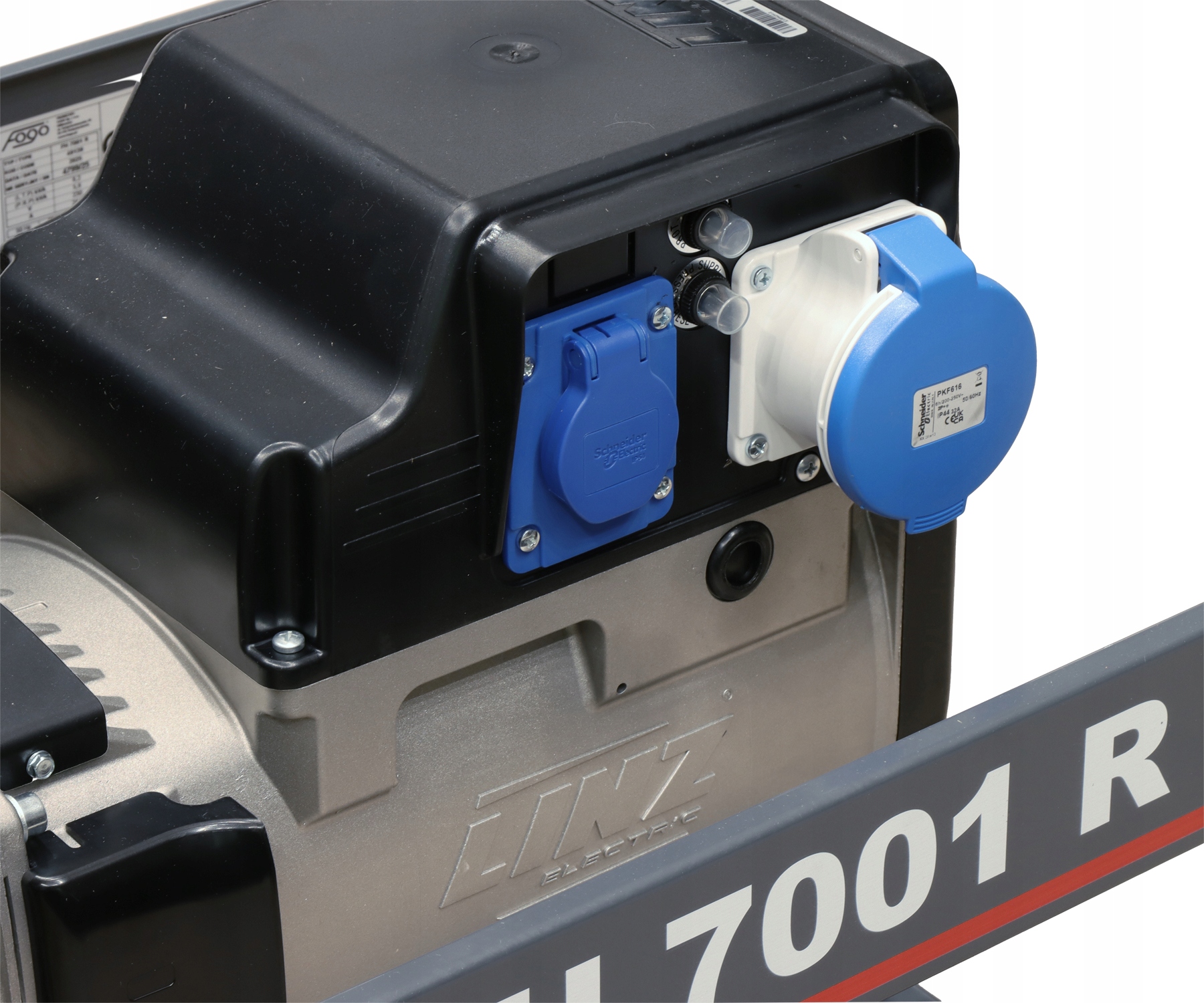 Wygodne gniazda – 230 V 16 A i 32 A