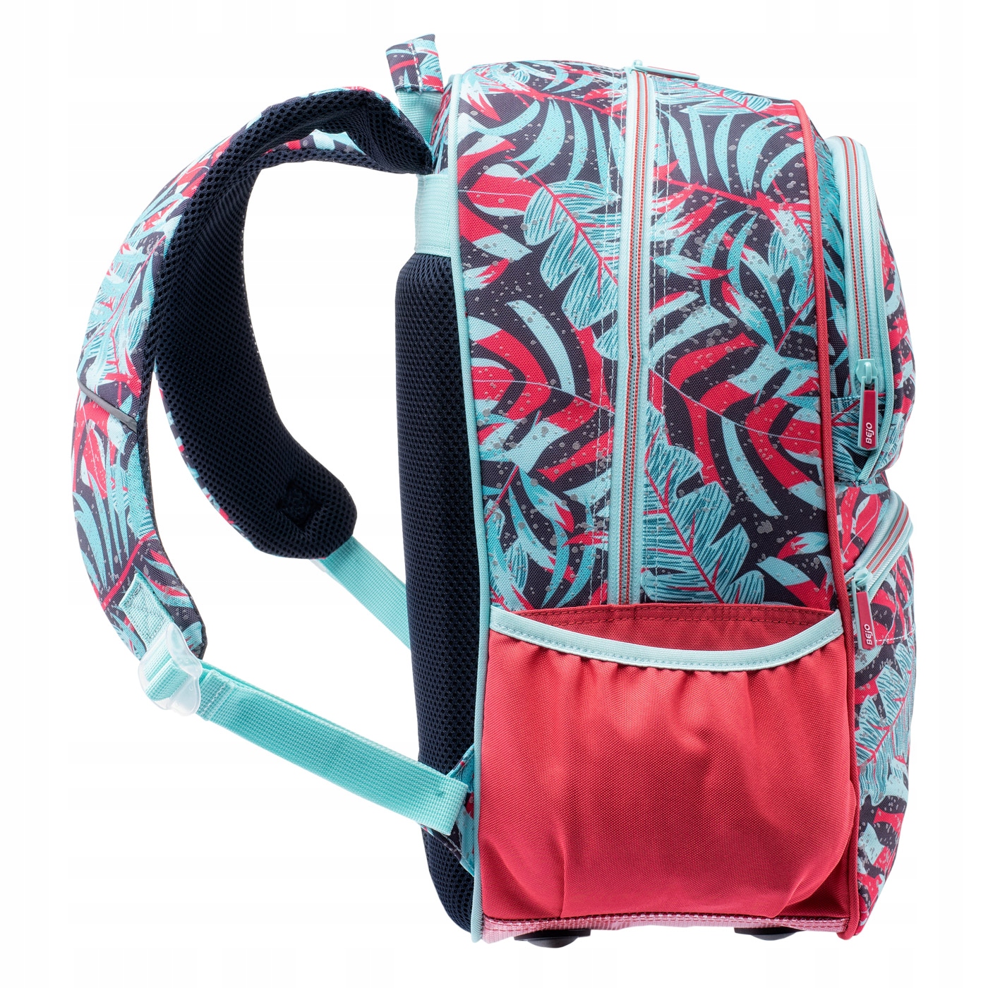 Pojemna komora z przegrodą na laptopa