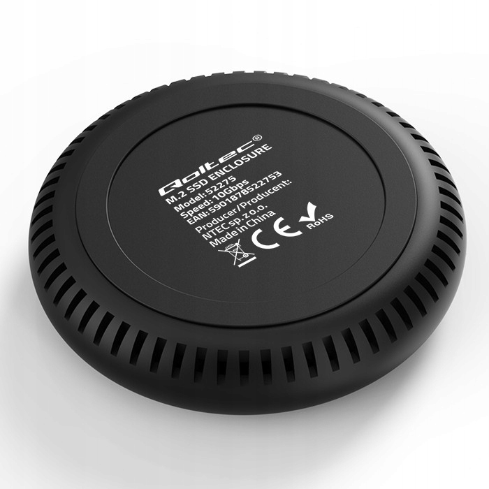 Kompatybilność z dyskami SATA i NVMe