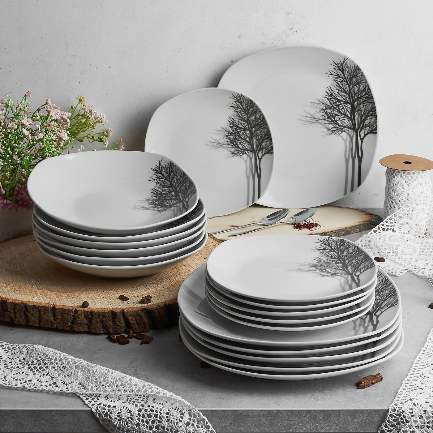 zestaw-kwadratowych-talerzy-porcelanowych-tadar-zi-5907558778946.jpg