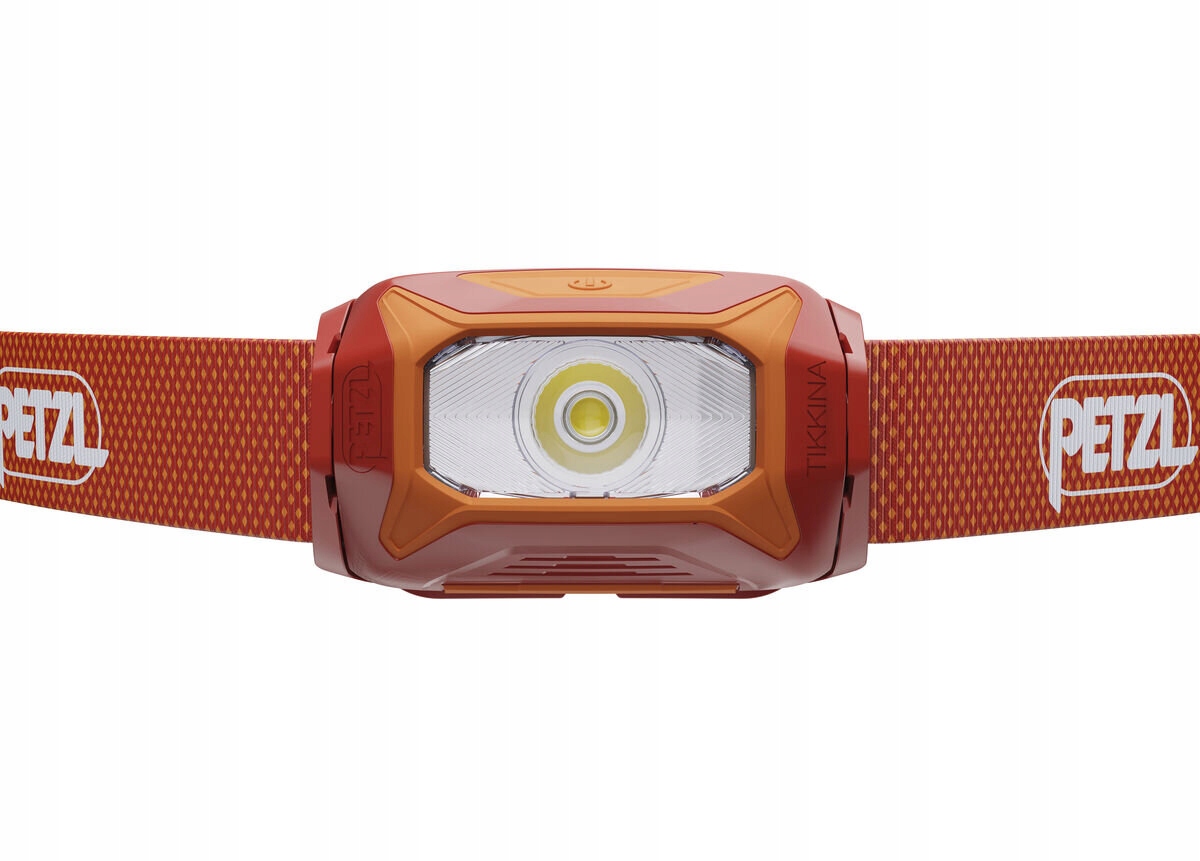 Wydajność i moc – 300 lumenów w zasięgu 65 metrów