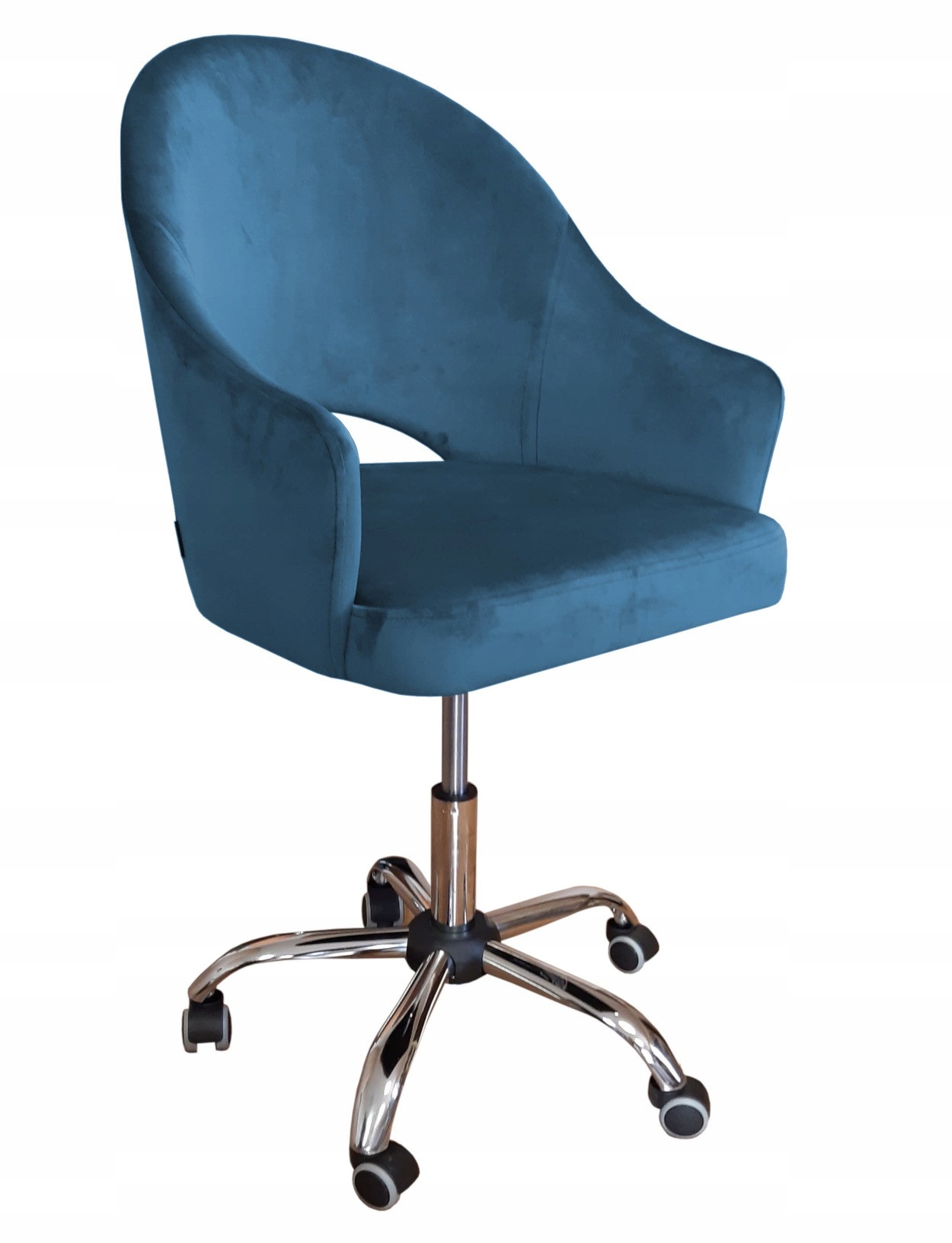 Fotel Velvet Niebieskie – Elegancja i komfort w Twoim biurze