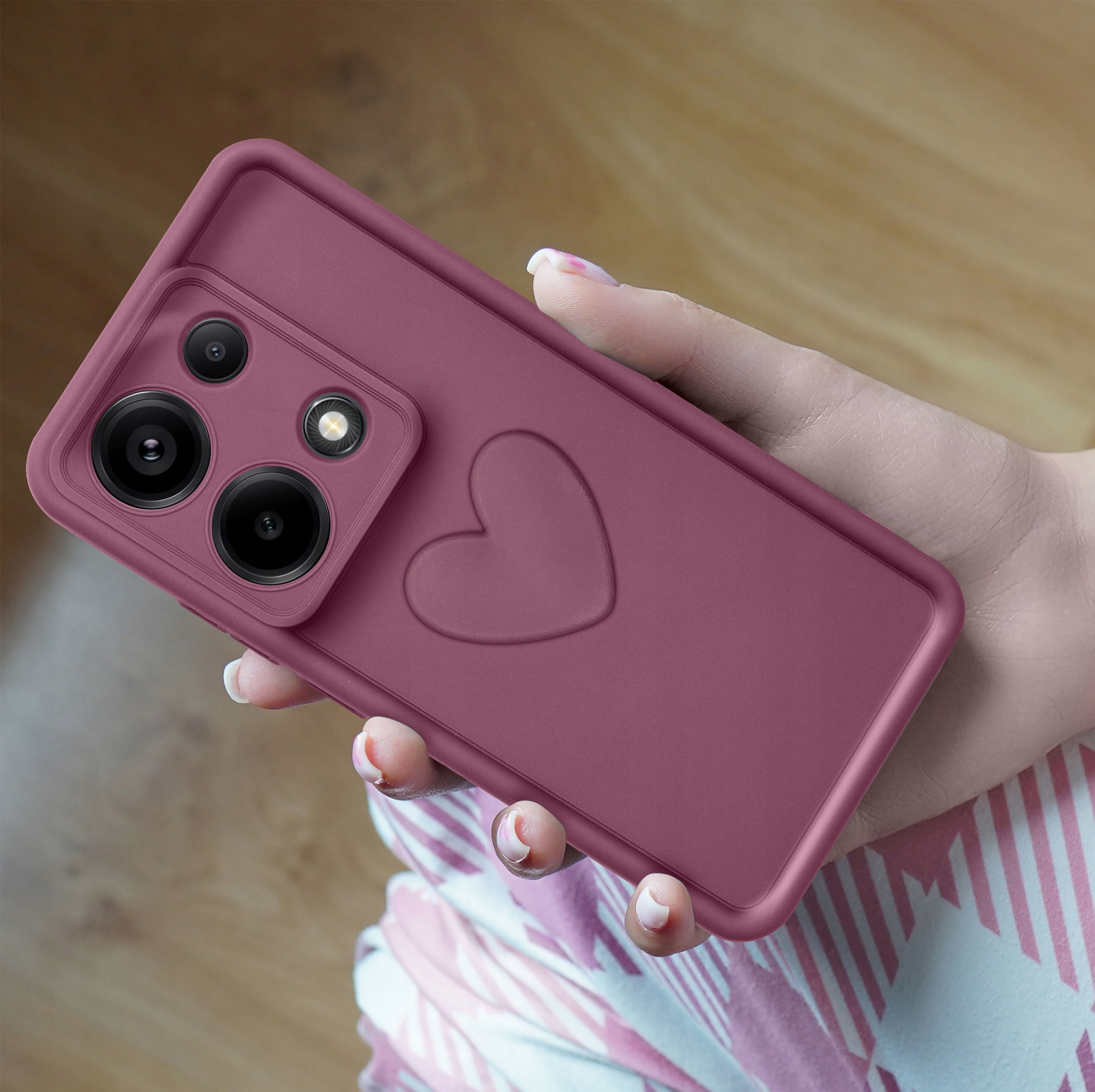 Ergonomiczny design z podwyższonymi krawędziami