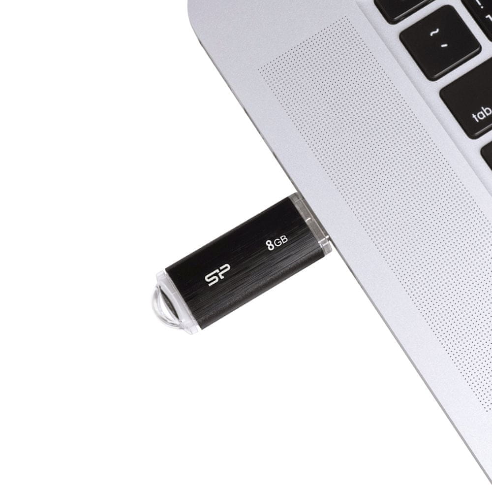 Pendrive Silicon Power Ultima U02 8 GB – Wydajność i mobilność w jednym