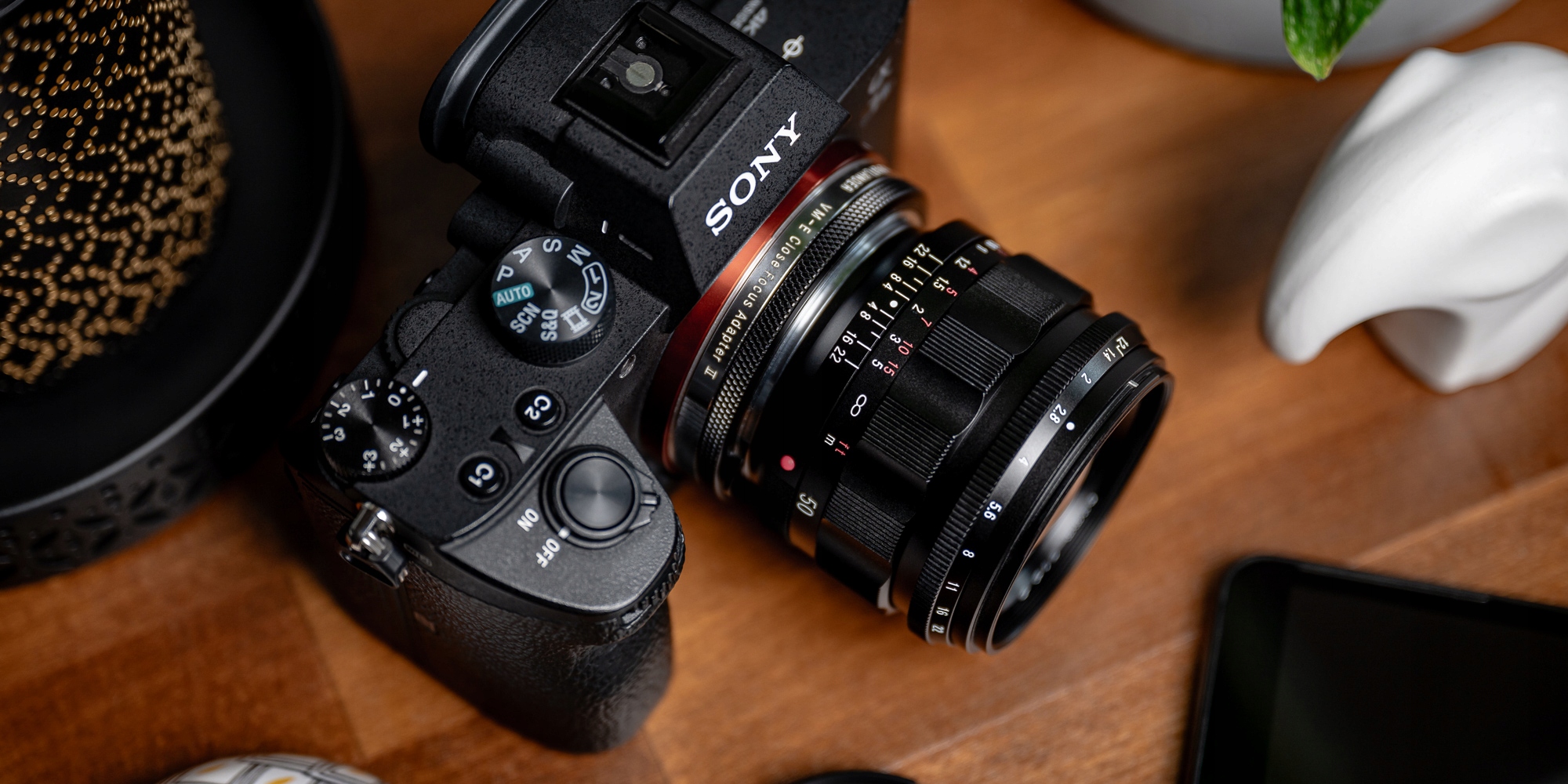 Klasyczna ogniskowa 50 mm – Idealna do portretów i reportaży