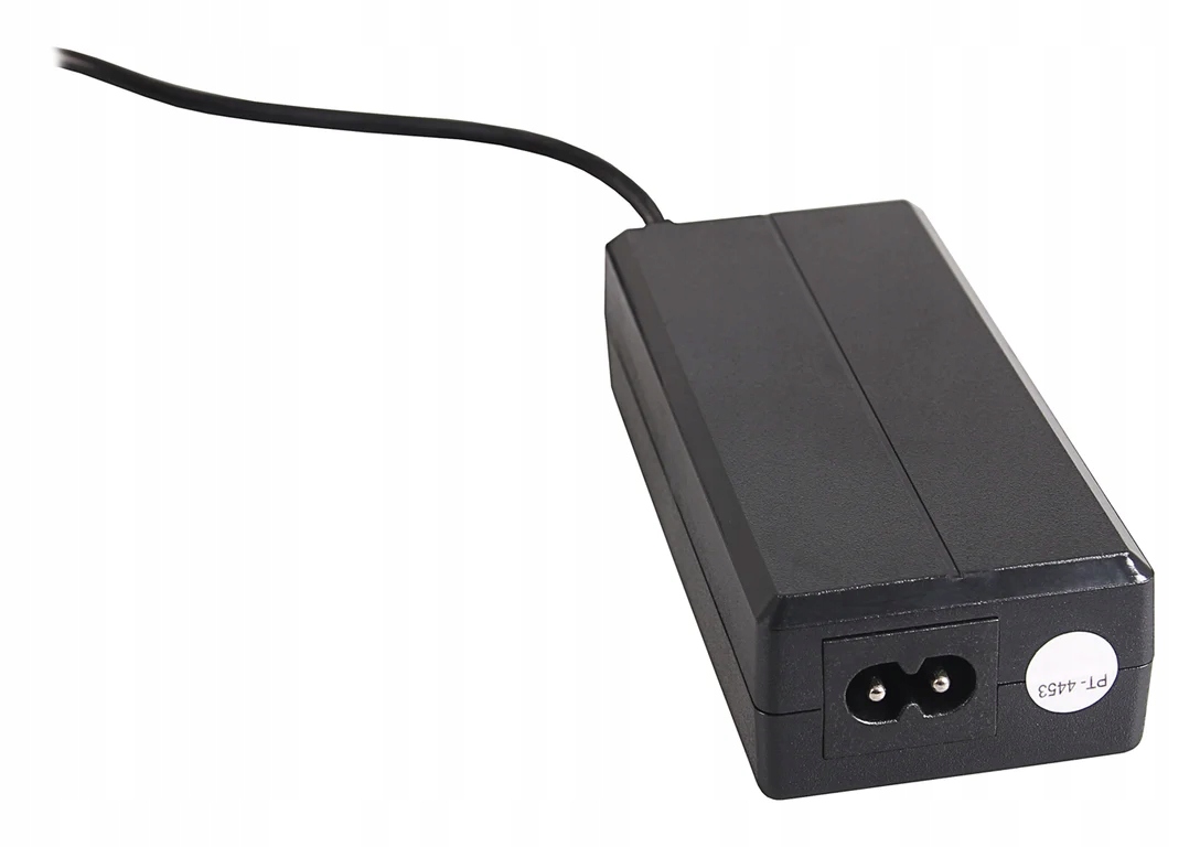 Wewnętrzna ładowarka z prądem przemiennym