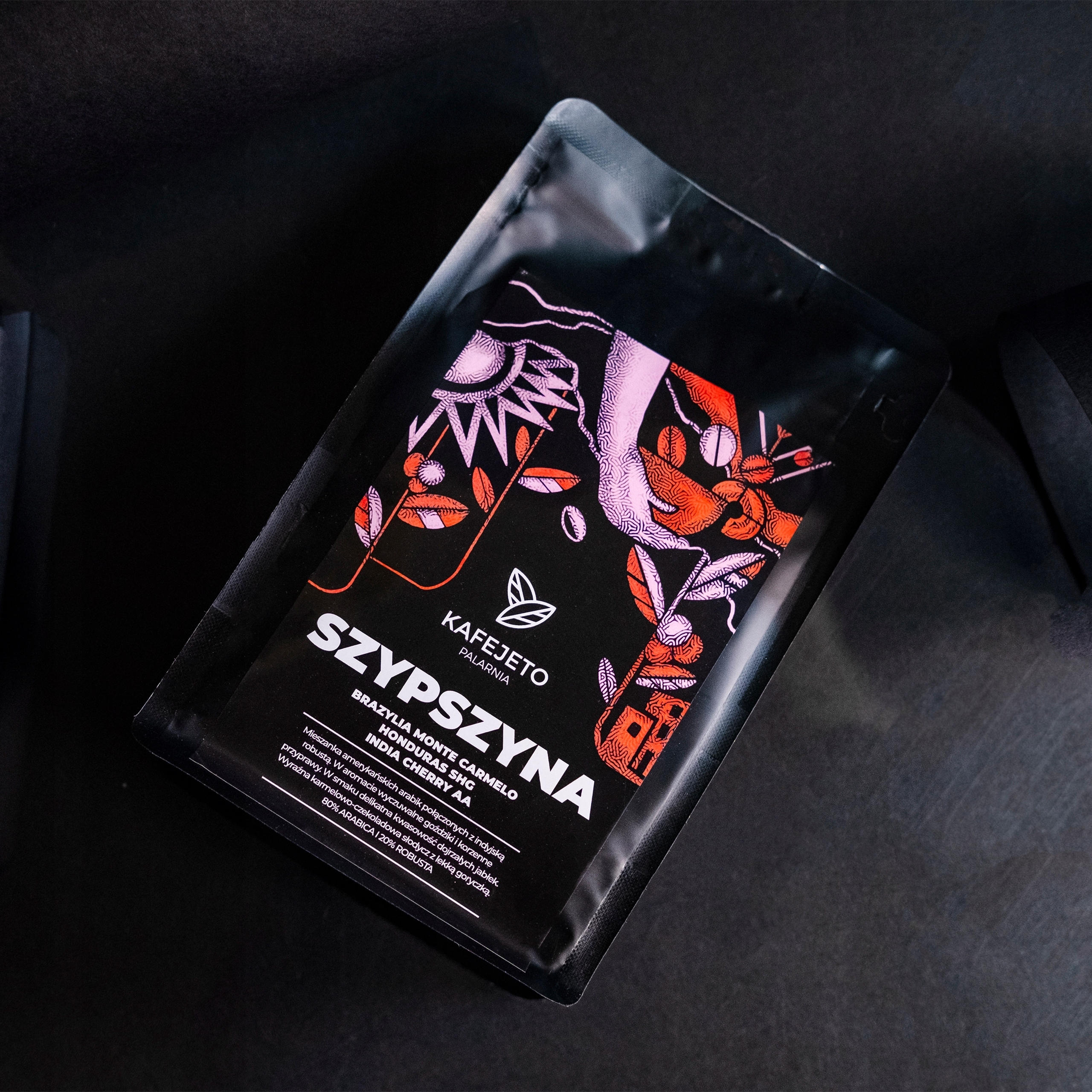 Aromatyczne nuty karmelu i gorzkiej czekolady