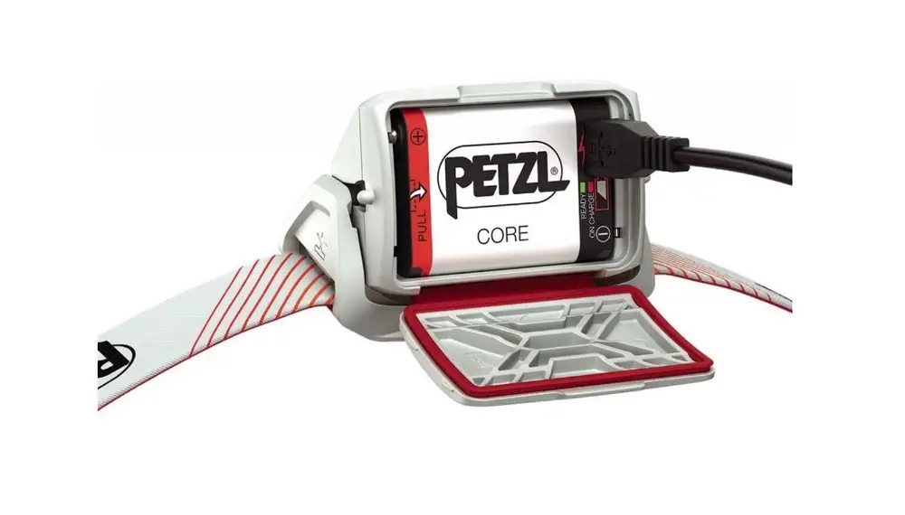 Funkcje oświetlenia – Trzy poziomy mocy i czerwone światło