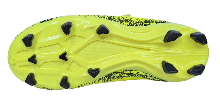 Korki plastikowe do gry na nawierzchniach sztucznych