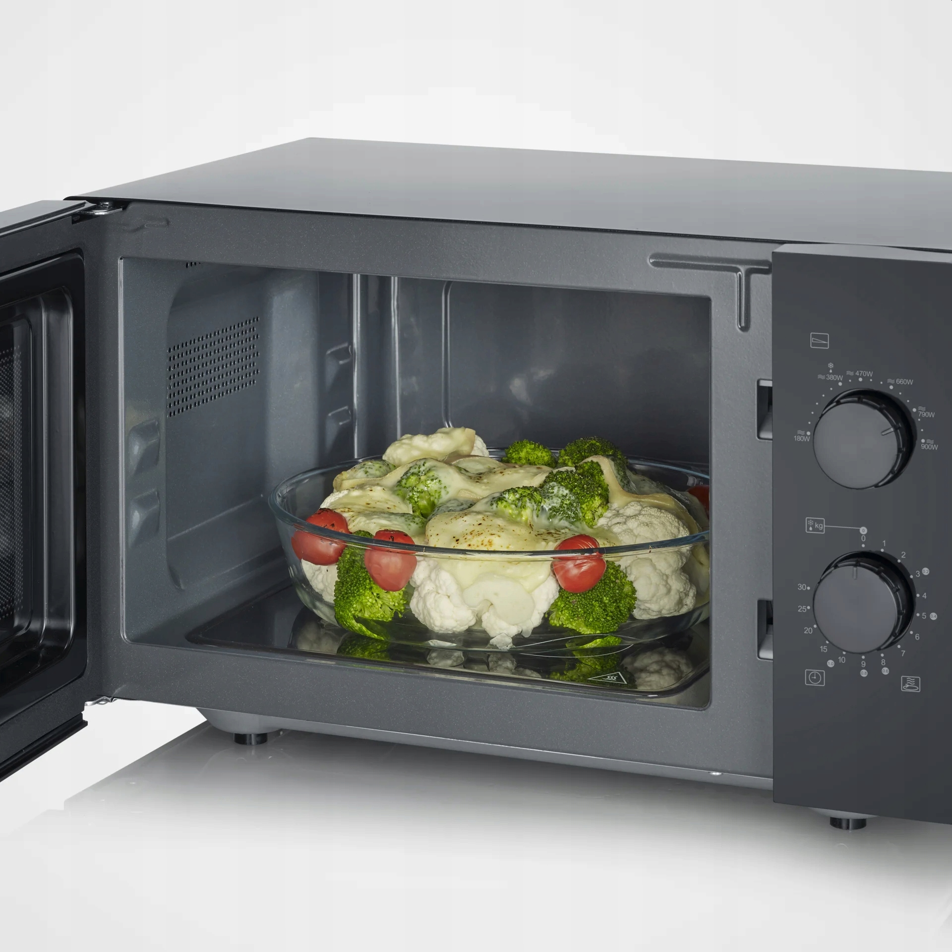 Innowacyjne szklane dno bez talerza obrotowego