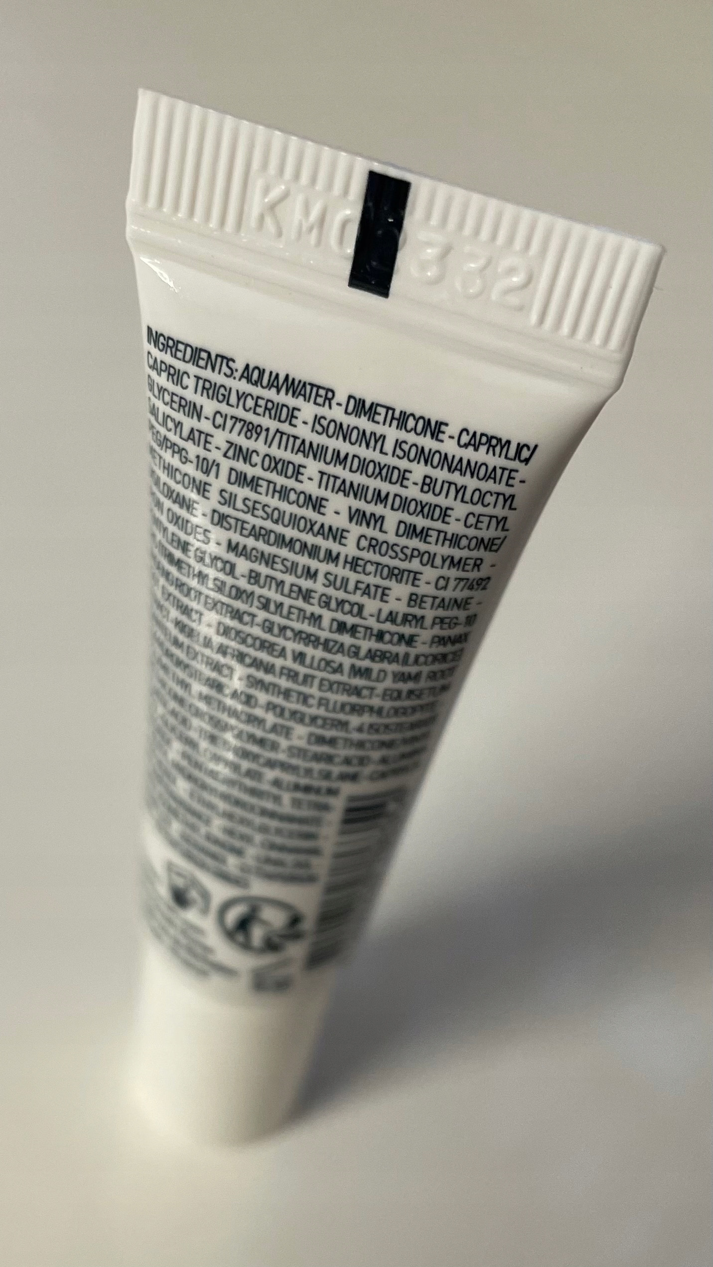 Erborian Kryjący krem BB do twarzy Nude 15 ml – Idealne połączenie makijażu i pielęgnacji