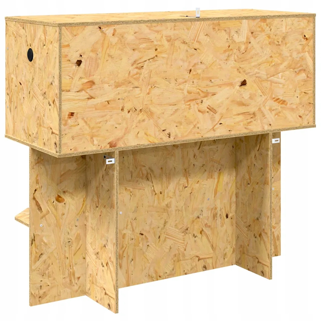 Przestronny design z wolnostojącymi półkami