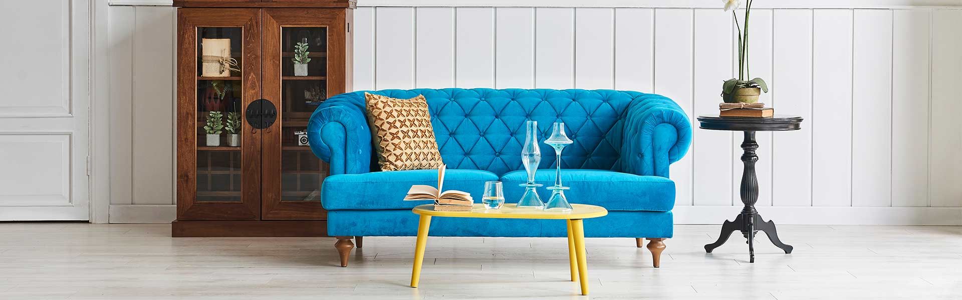 Stolik pod telewizor Kora KRT2, brązowy Klasyczny styl