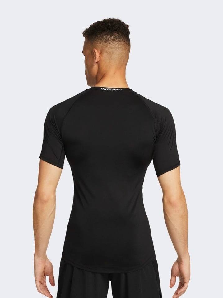 Wygodne detale – płaskie szwy i zaokrąglony dół