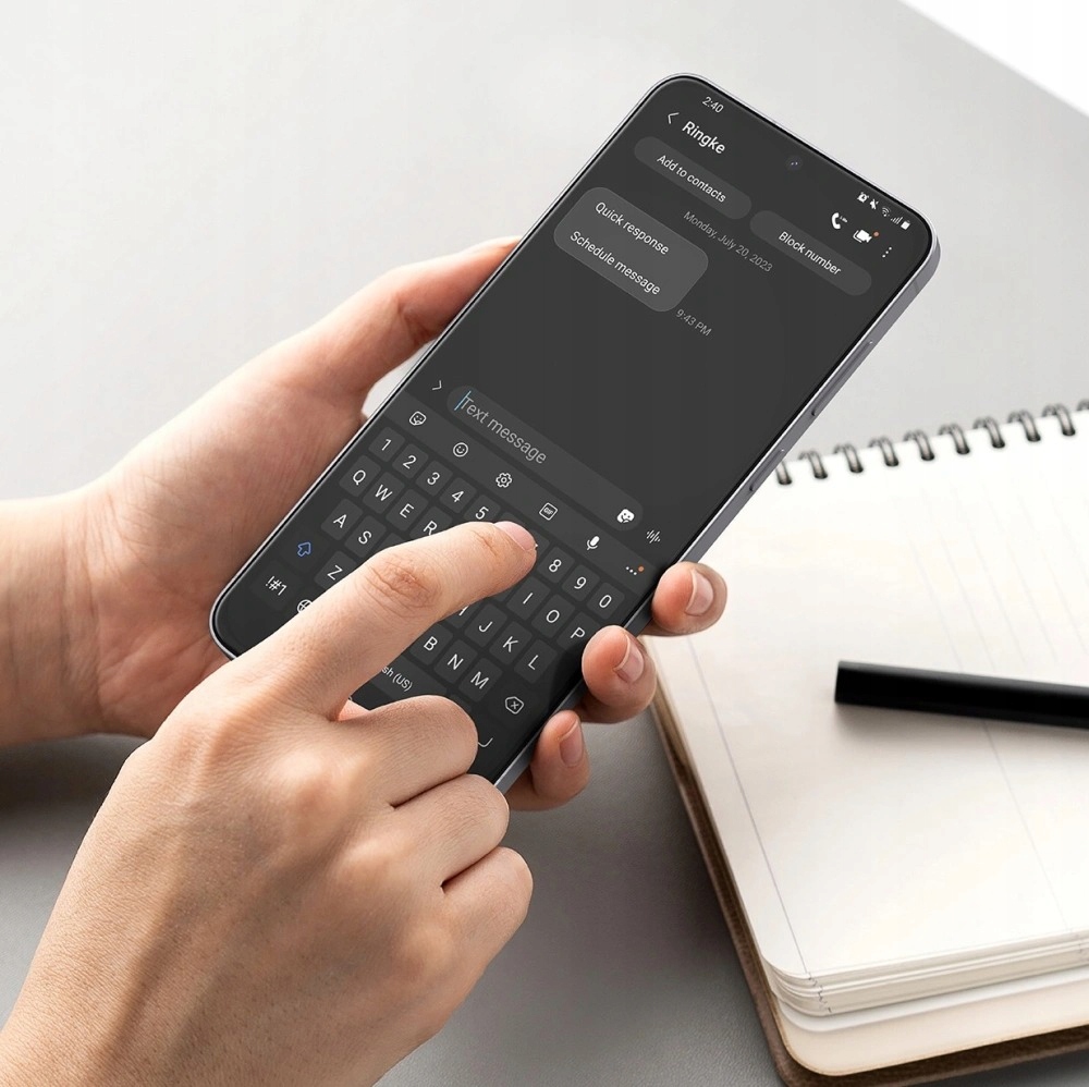 Powłoka Oleofobowa – Minimalizacja Odcisków Palców