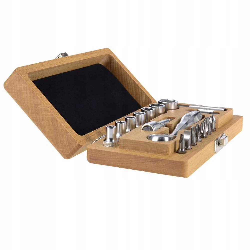 Uchwyt magnetyczny i adapter – Funkcjonalność na wyciągnięcie ręki