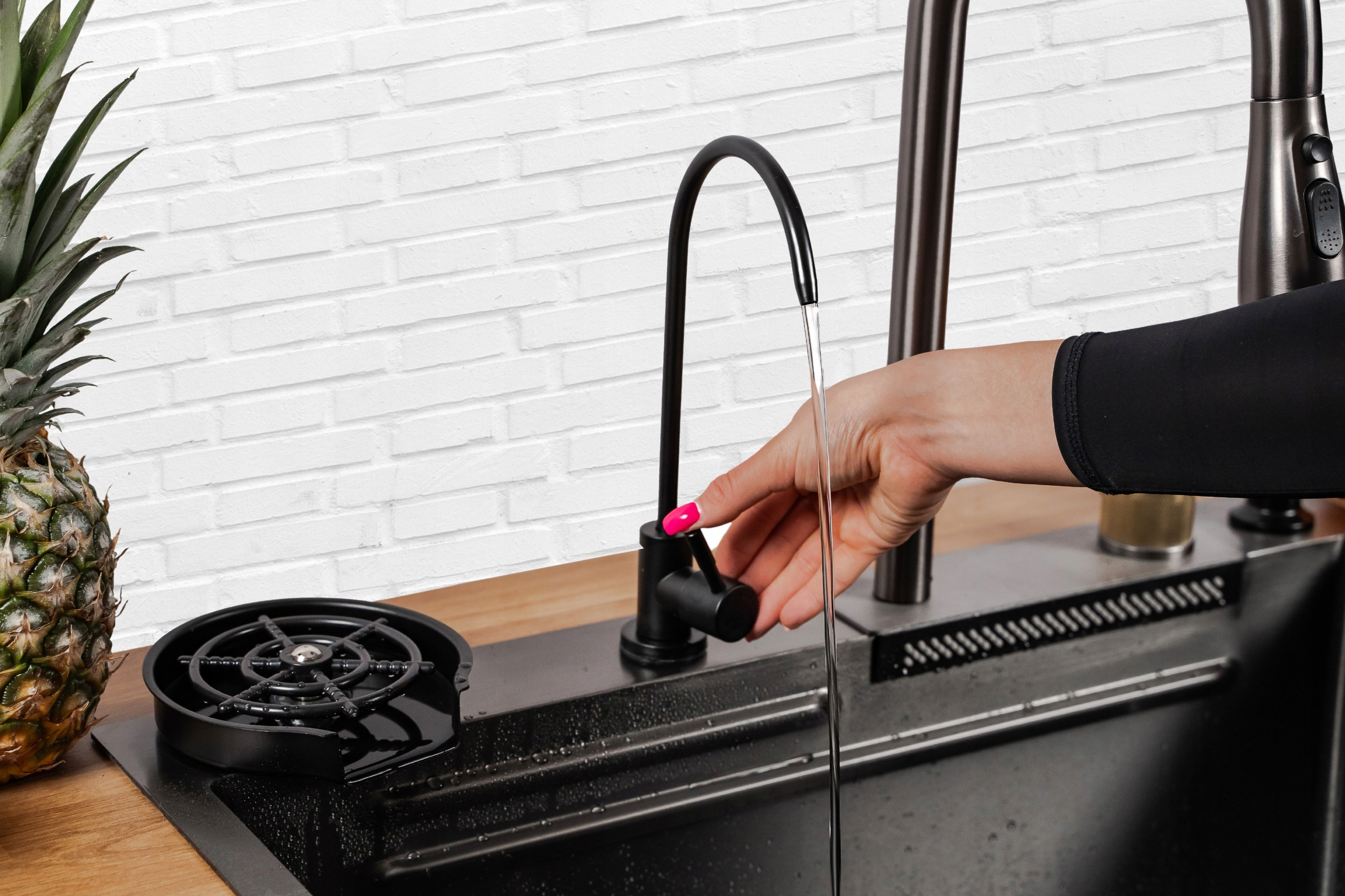 Wygodny kran kuchenny z wyciąganą wylewką 360°