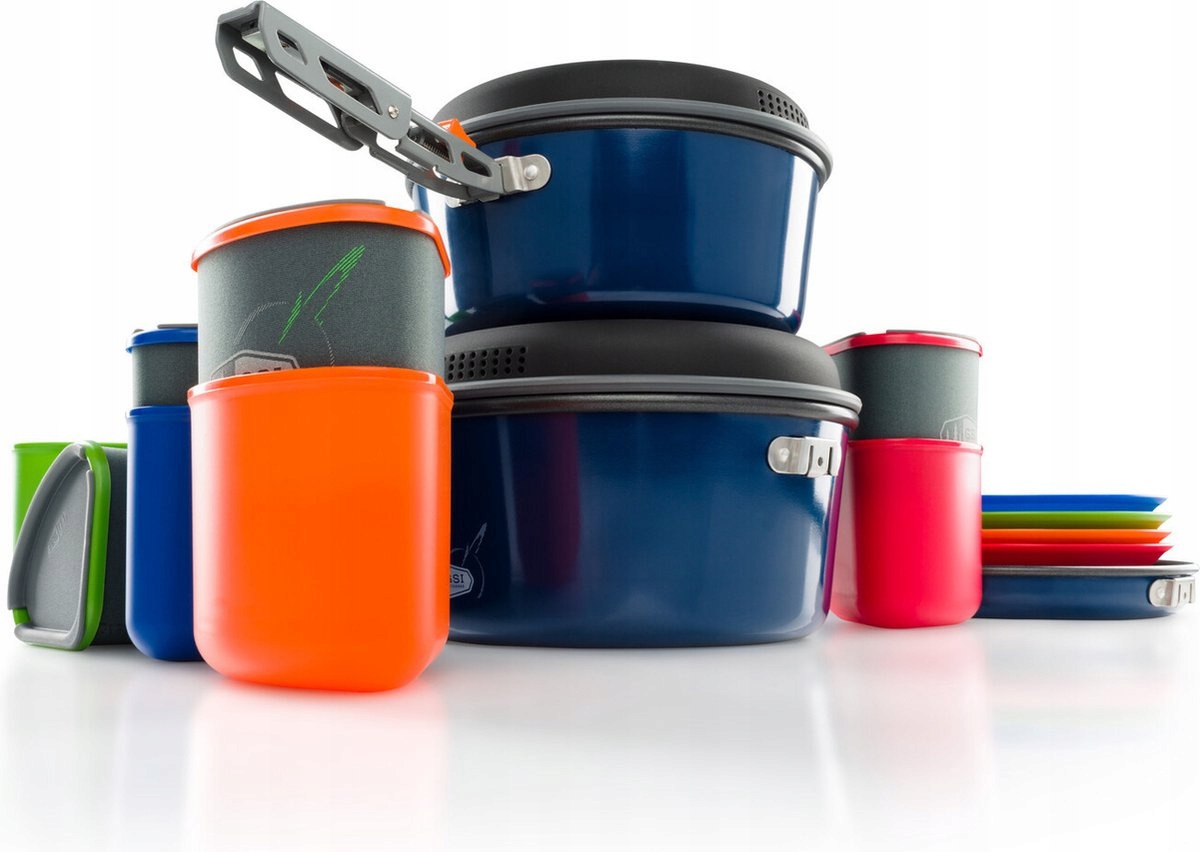 Zestaw dla 4 osób – wszystko, co potrzebne do gotowania