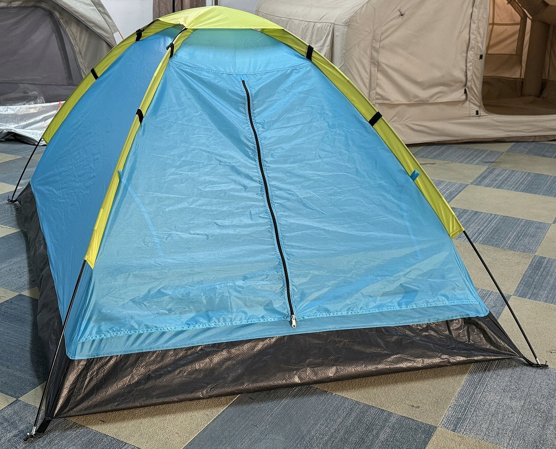 Najważniejsze cechy namiotu ALPENAIR