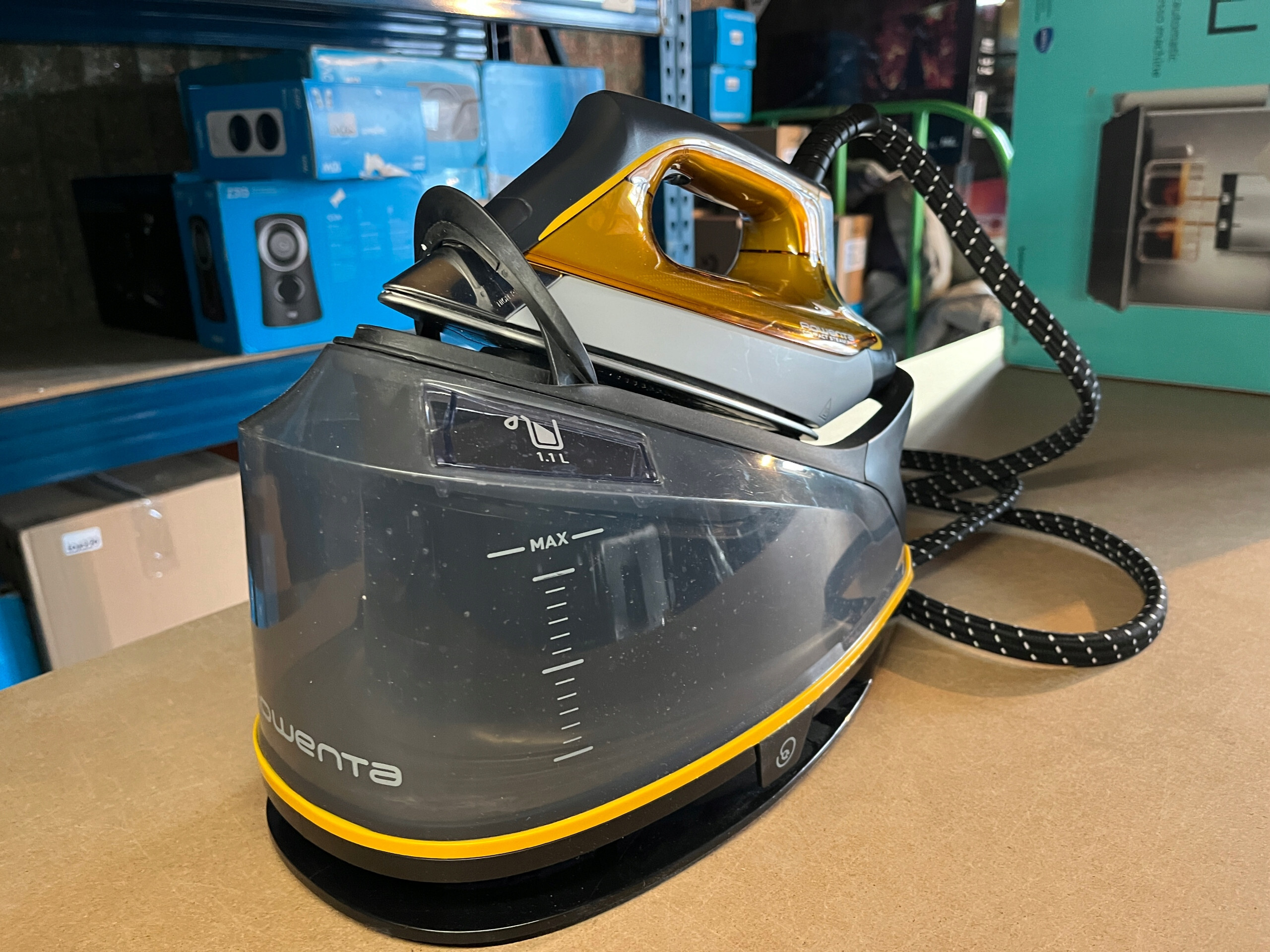 Silne uderzenie pary – 325 g/min dla trudnych zagnieceń