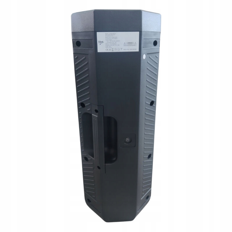 Kompaktowy design i mobilność – Głośnik, który łatwo zabrać wszędzie