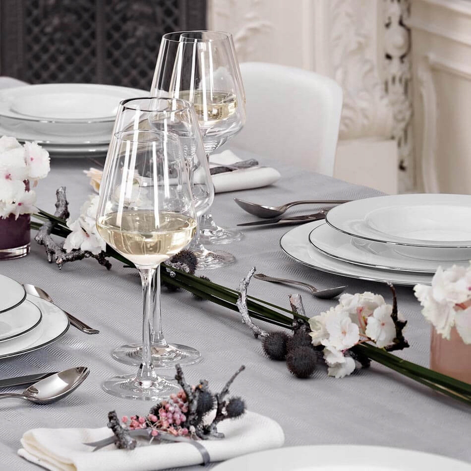 Ponadczasowy design i nowoczesny styl – Seria La Divina