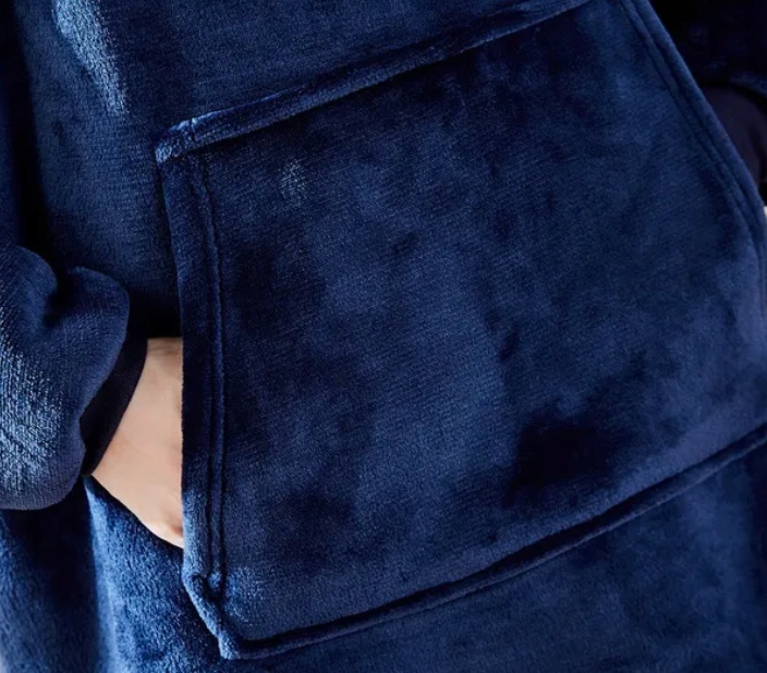 Praktyczne Kieszenie i Ciepły Kaptur – Funkcjonalność i Styl