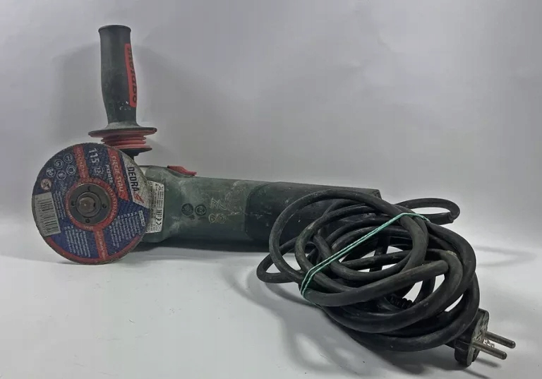 Wytrzymały silnik i osłona zabezpieczająca