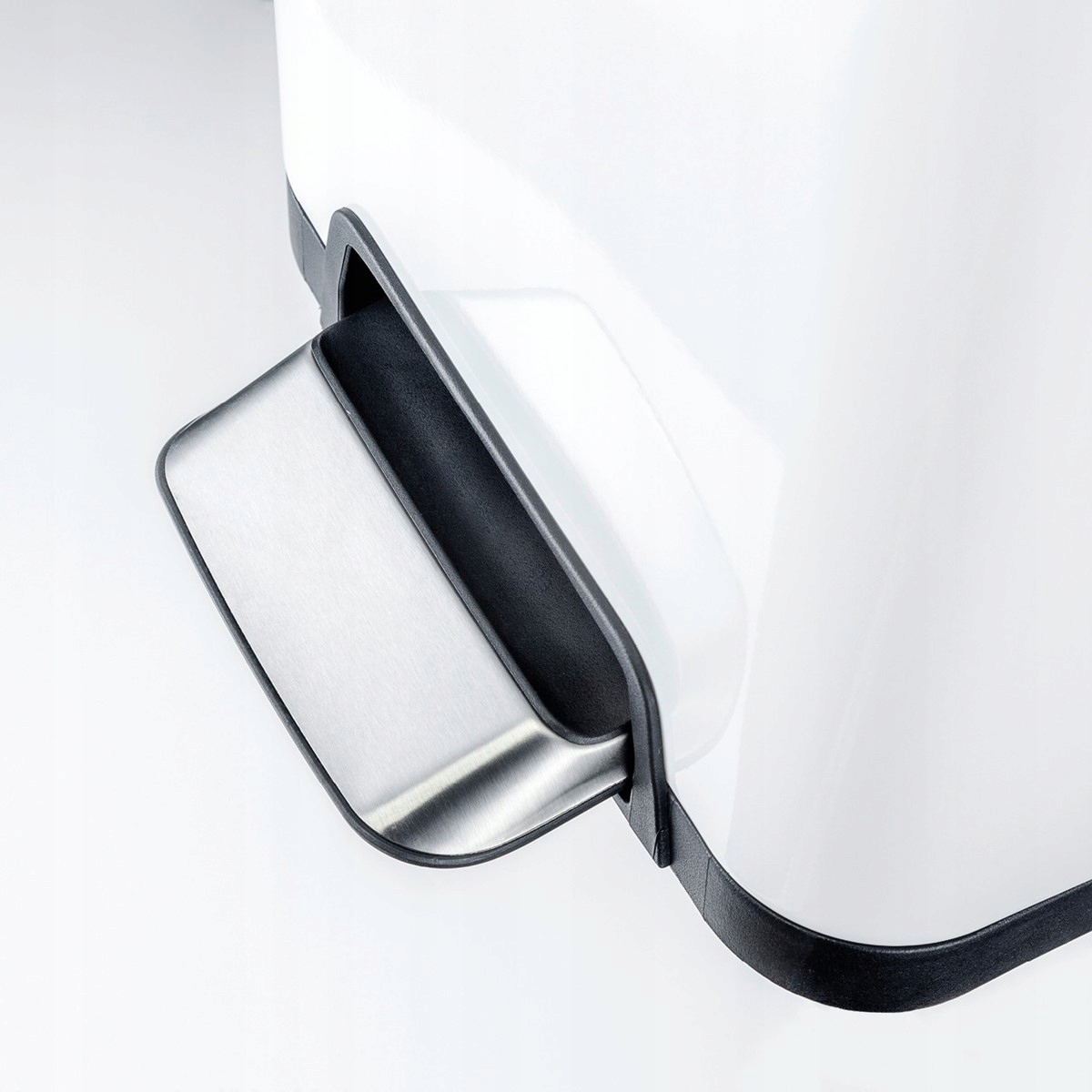 Funkcjonalny mechanizm pedałowy dla wygody użytkowania