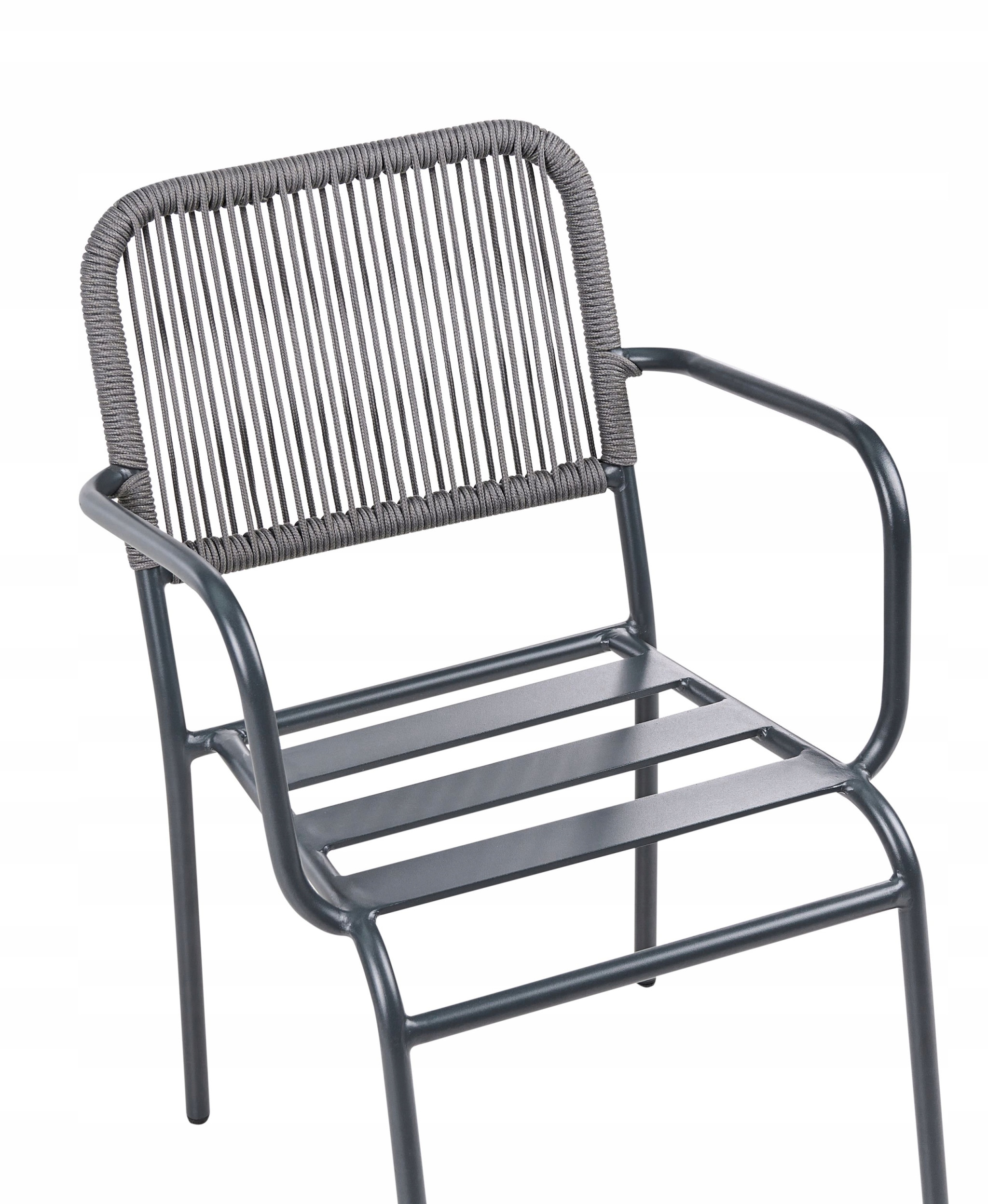 Stylowe plecione oparcia dla maksymalnego komfortu