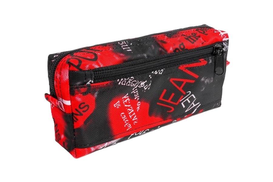 Łatwy dostęp do wnętrza i przechowywanych akcesoriów