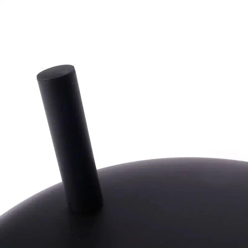 Solidna konstrukcja z wysokiej jakości stali