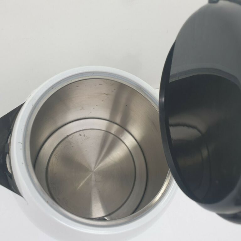 Ukryty element grzewczy – Bezpieczne i estetyczne rozwiązanie