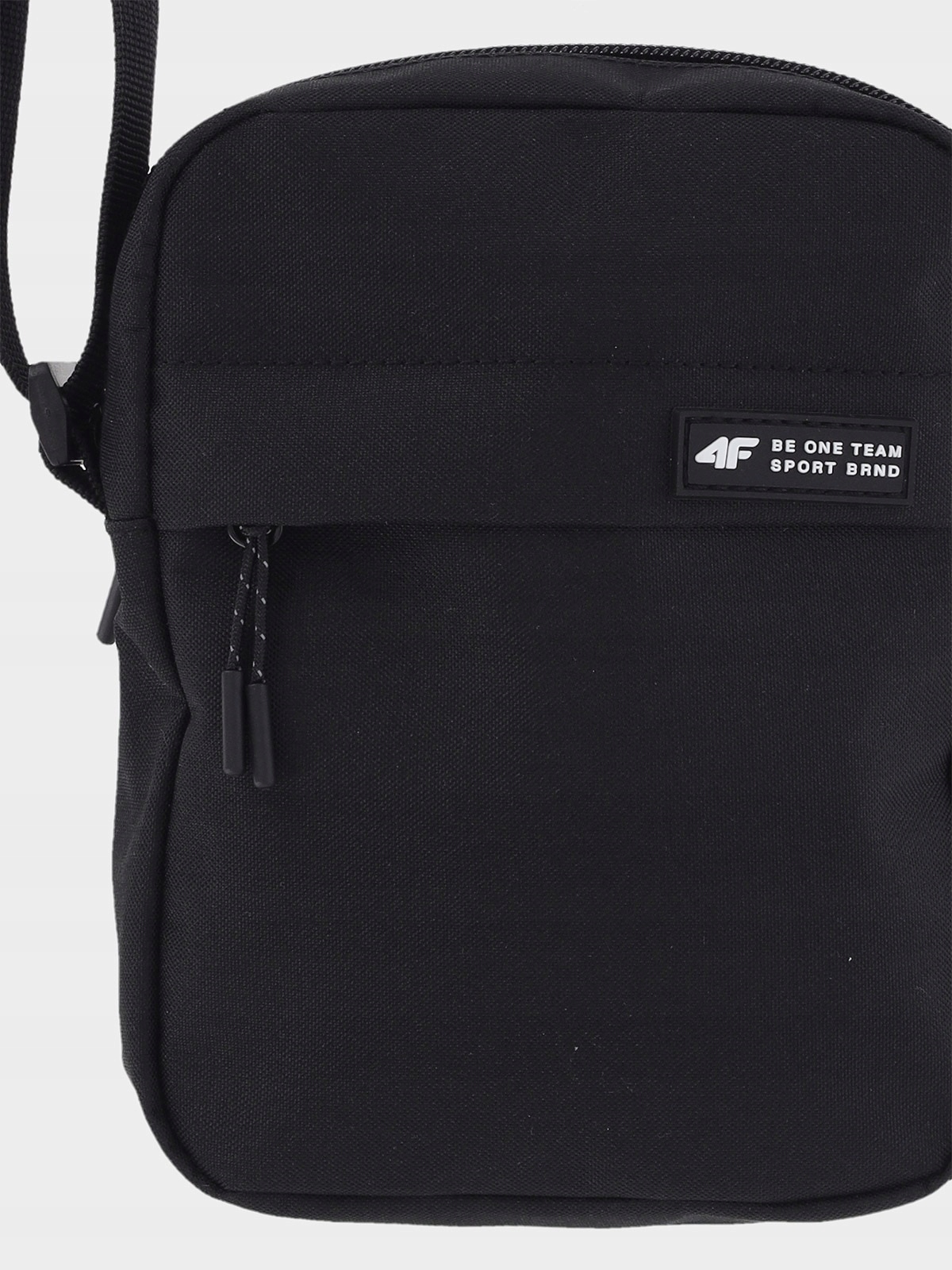 Praktyczne kieszenie na drobiazgi