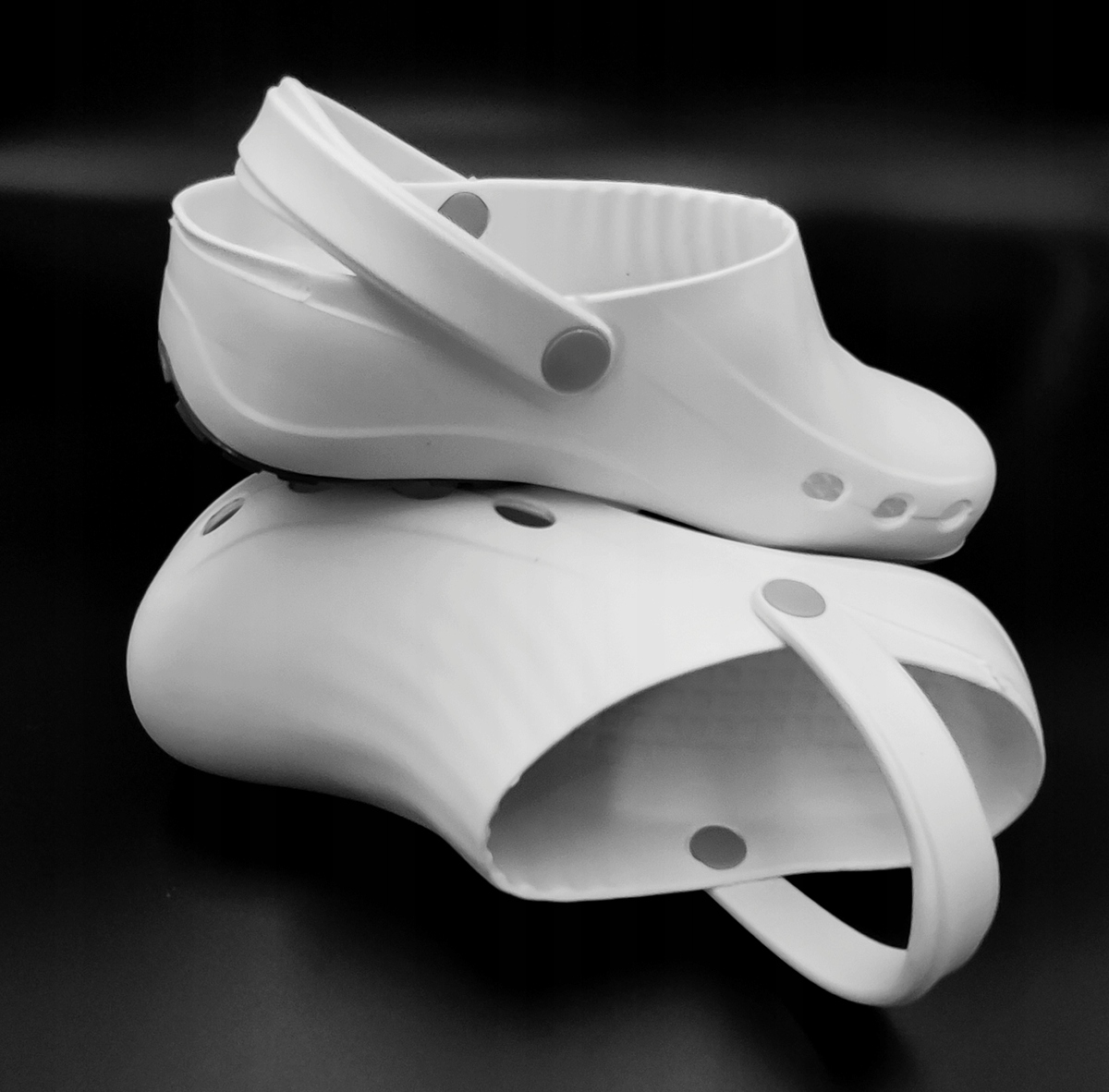 Ultralekkie klapki z tworzywa EVA – idealne do codziennego użytku