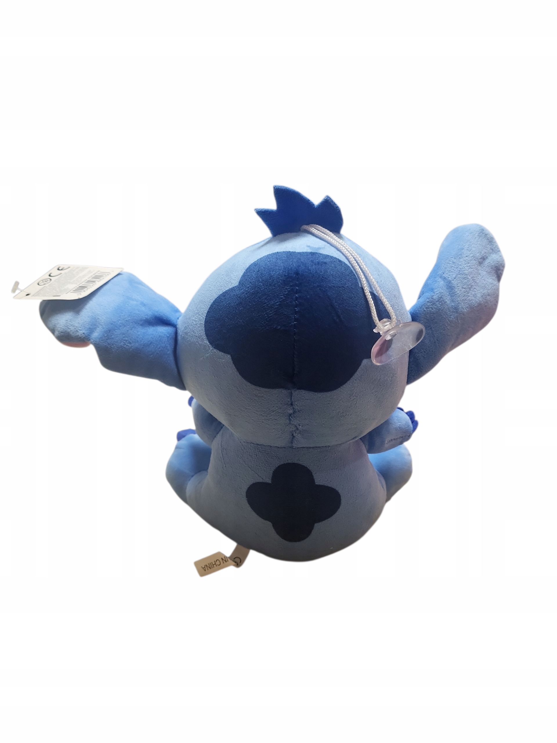 Charakterystyczny design z dużymi uszami i detalami