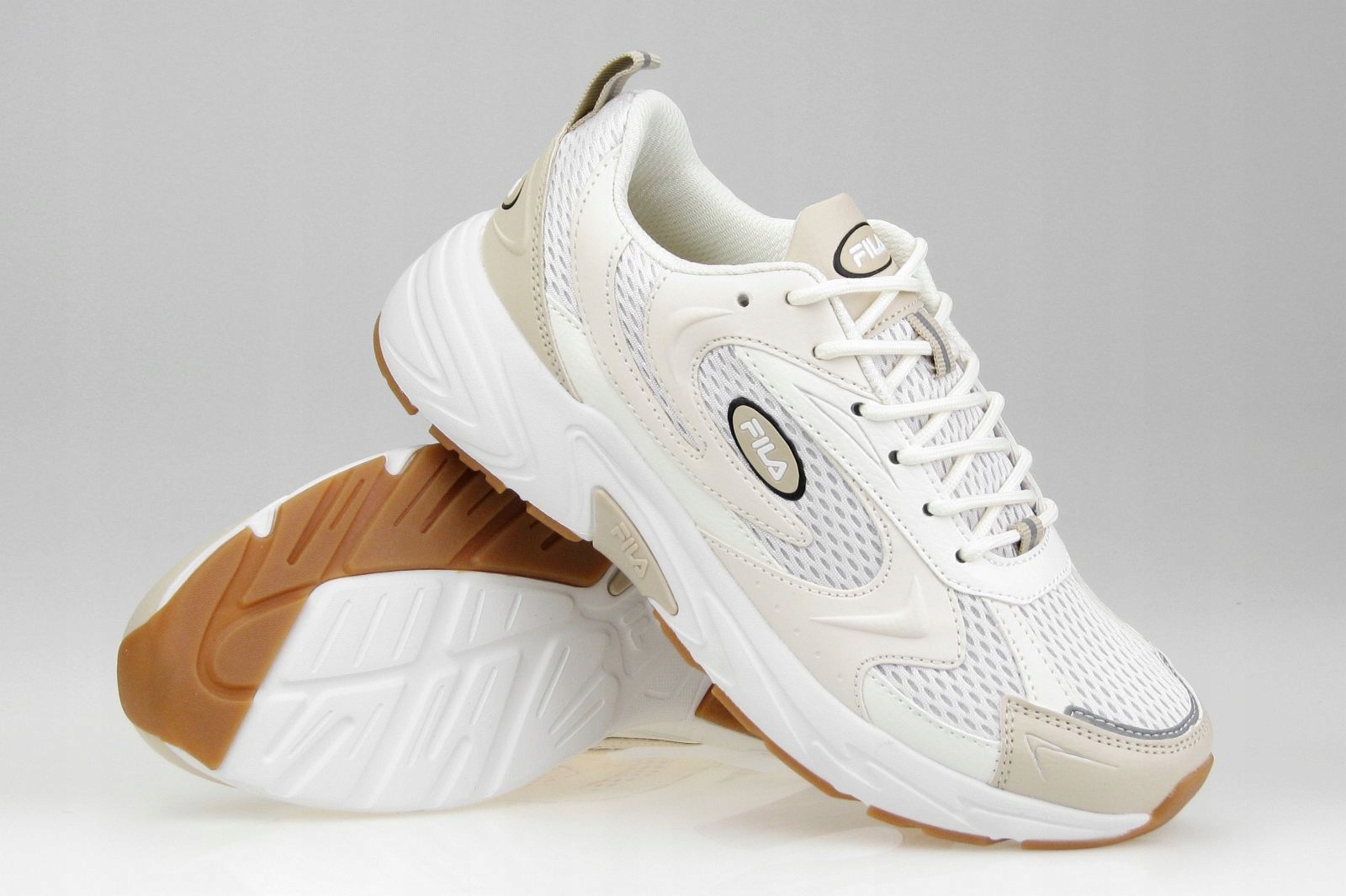 Stylowe detale z logo Fila