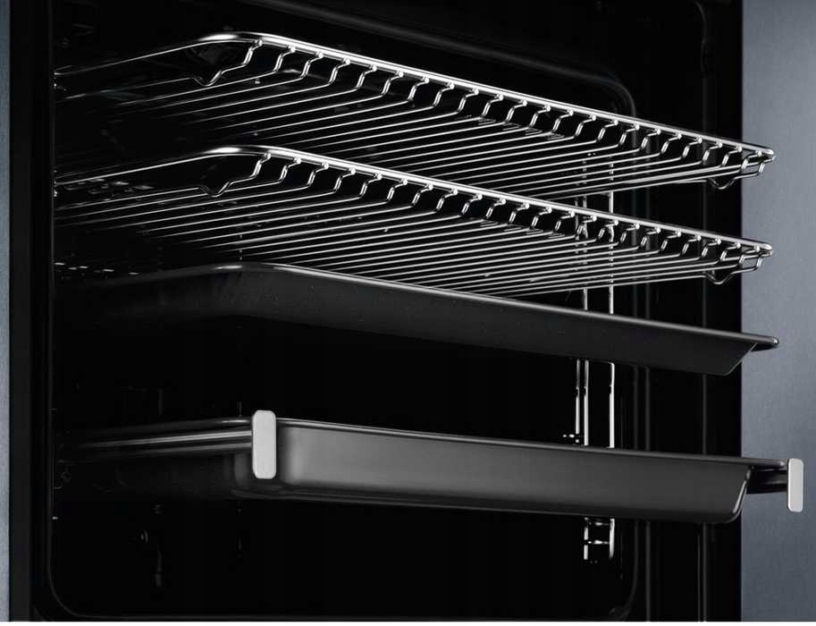 Wysoka pojemność 70 l – Idealny do dużych potraw