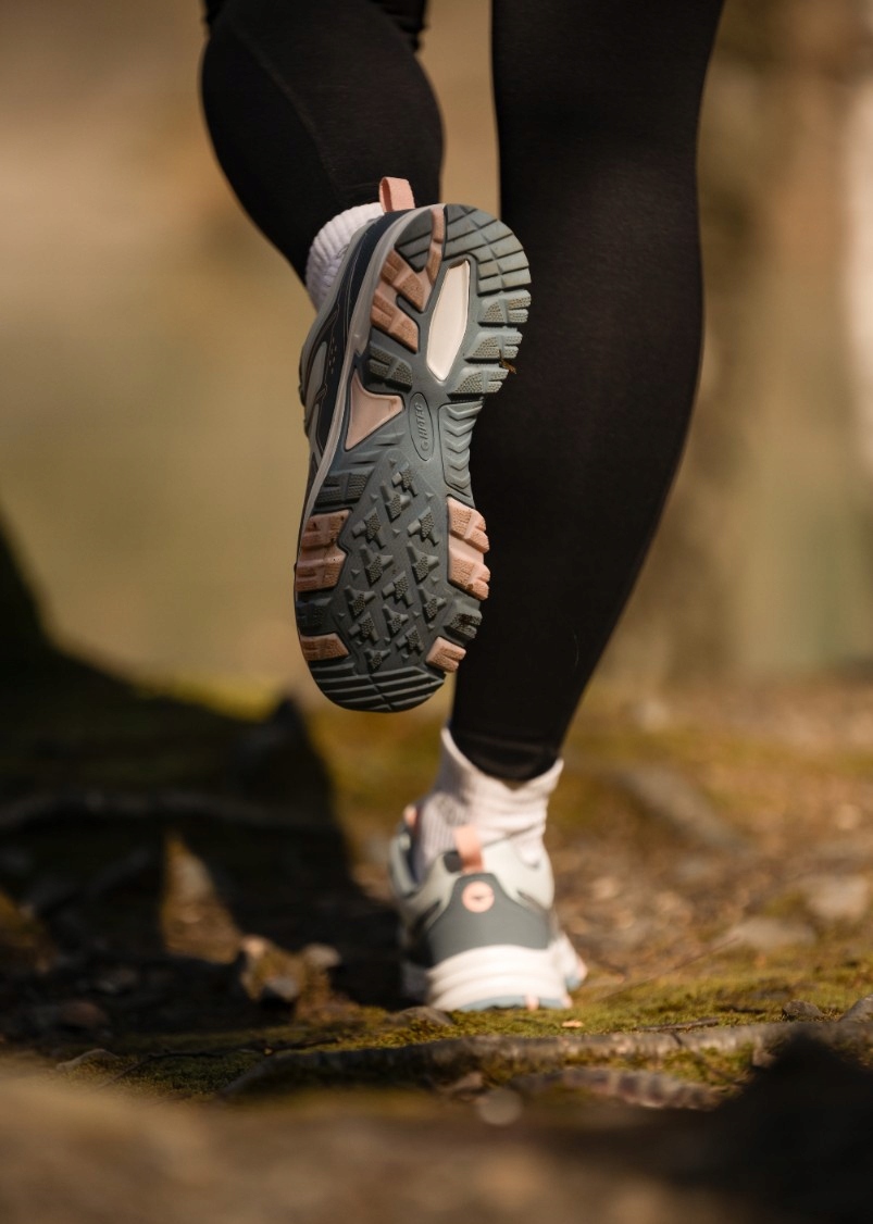 Damskie buty Hi-Tec Hiset Low Wo's WP – Idealne do trekkingu