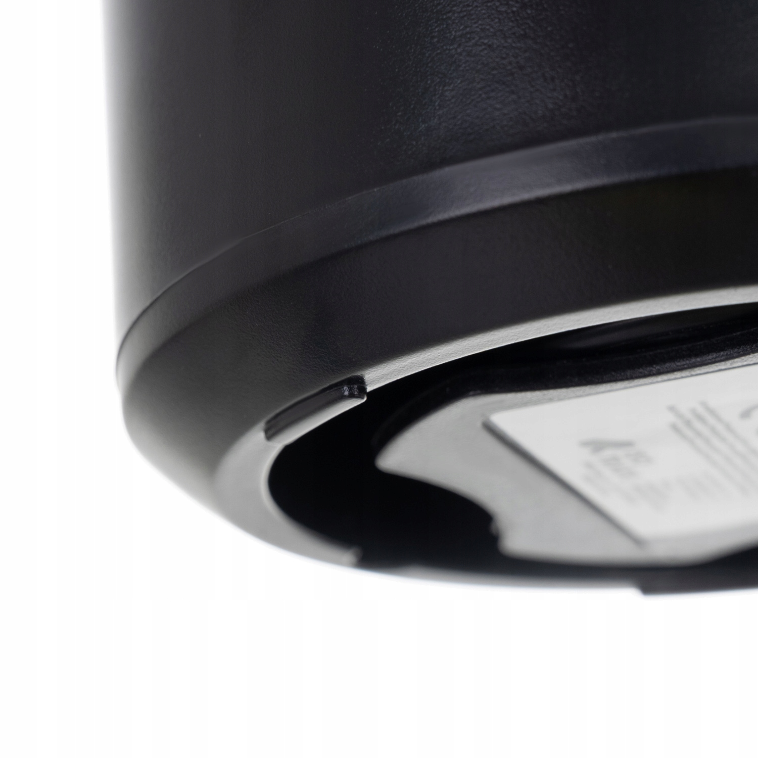 Antypoślizgowe podstawki – stabilność na każdej powierzchni