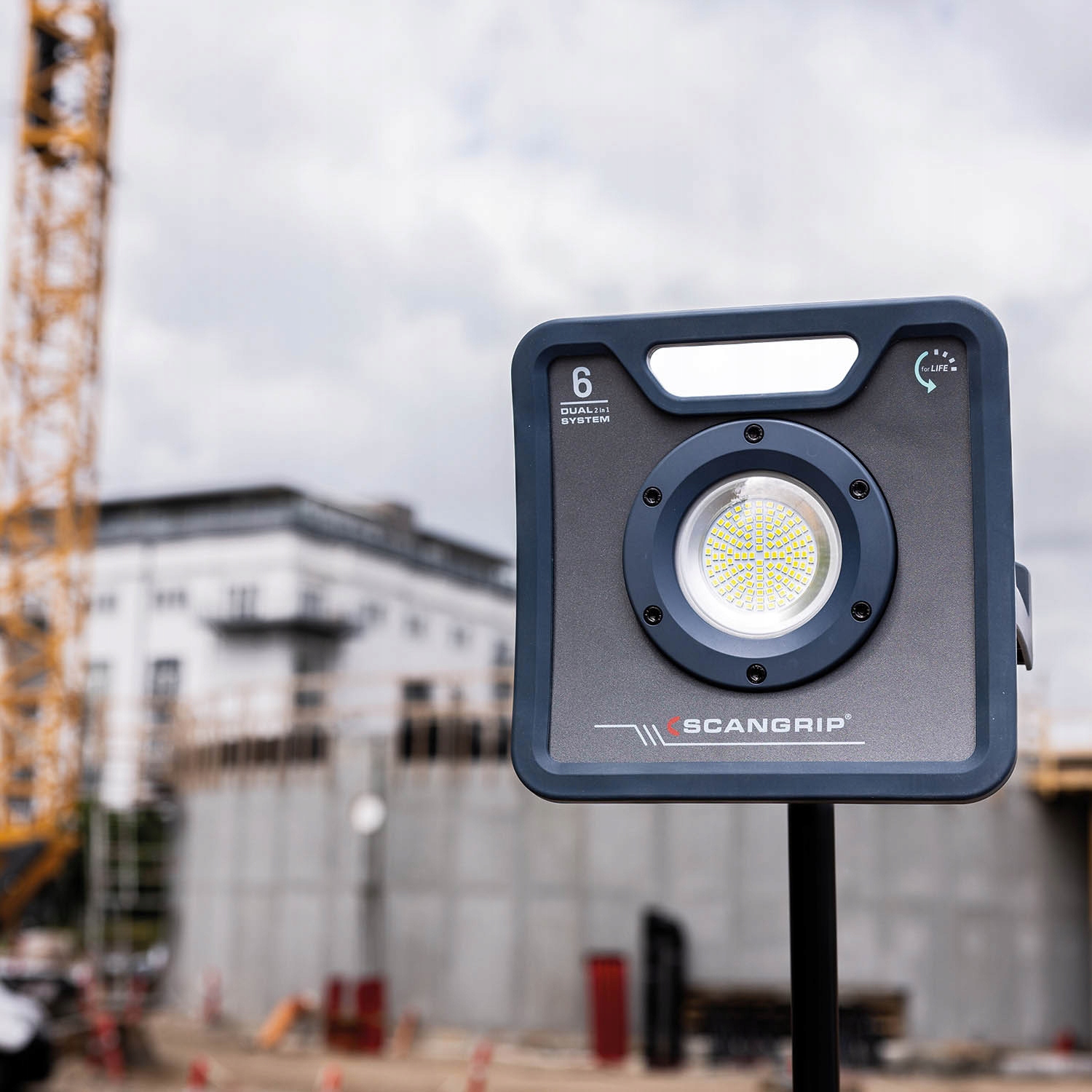 Funkcja OPTILight – Zoptymalizowane oświetlenie w każdych warunkach