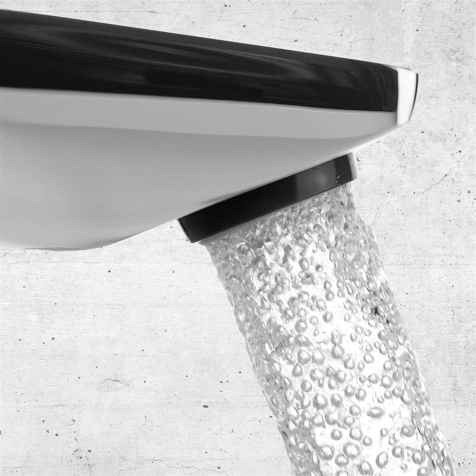 Bateria wyposażona w aerator napowietrzający strumień