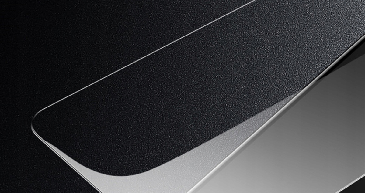 Zastosowanie szkła 2,5D – Idealne dopasowanie do zakrzywionych wyświetlaczy