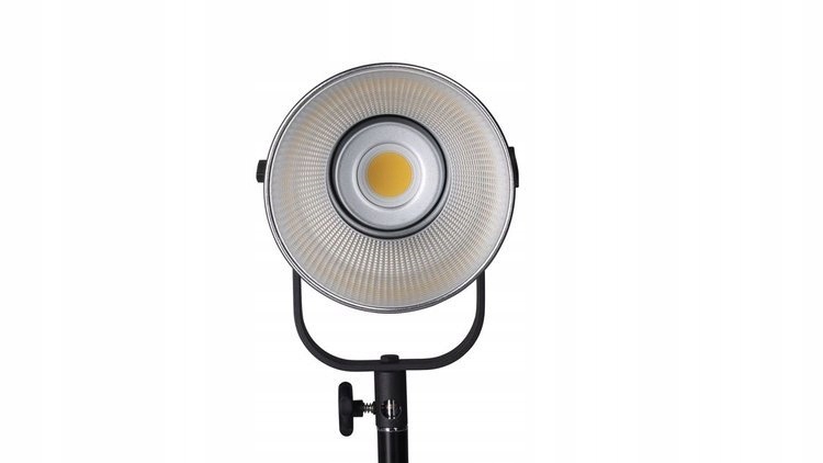 Możliwości zdalnego sterowania DMX i 2,4 GHz