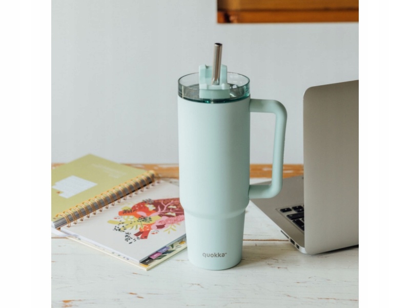 Idealna pojemność 950 ml – Doskonały towarzysz w pracy i podróży