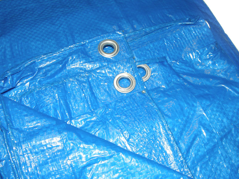 Wzmocnione obszycia i aluminiowe oczka